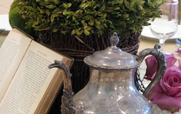 Vintage wedding centerpiece