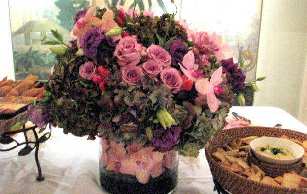 The floral arrangement The floral arrangement